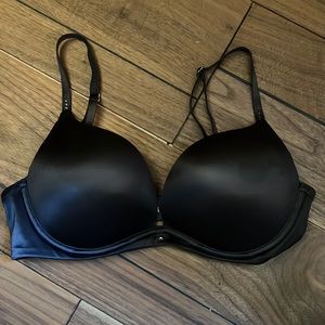 Victoria’s Secret BIOFIT Push-up Bra  34C
